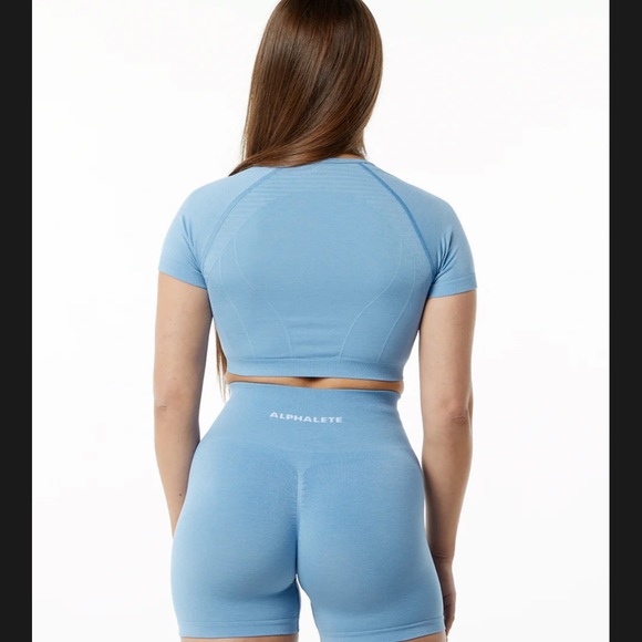 Alphalete Amplify Crop Top in Washed Denim Size Small - Picture 3 of 5